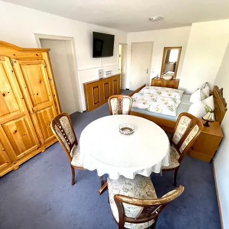 Charlott Hotel