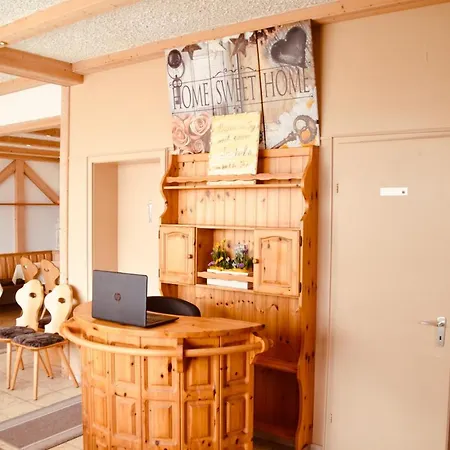 Charlott Hotel